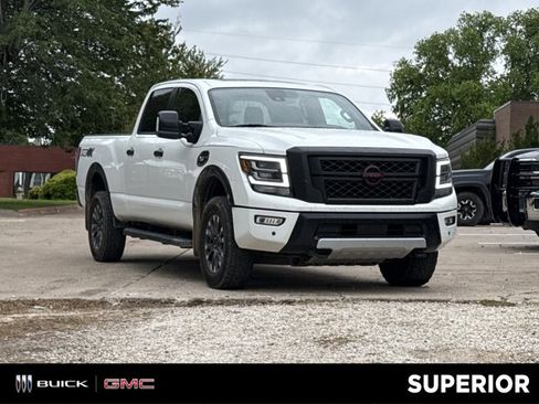 Used 2024 Nissan Titan PRO-4X w/ Pro-4x Convenience Package AWD/4WD image 1