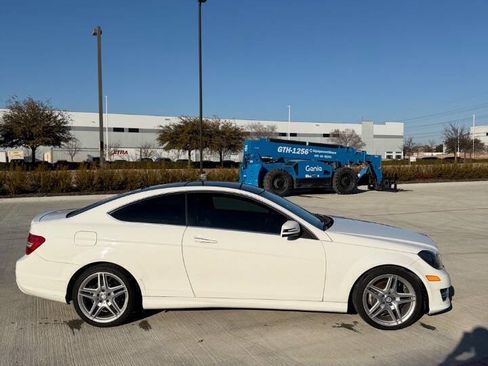 Used 2014 Mercedes-Benz C 250 C 250 2dr Coupe image 5