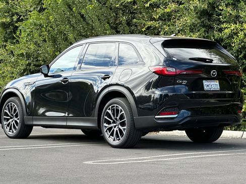 Certified 2025 MAZDA CX-70 Plug-In Hybrid w/ Premium Pkg image 7
