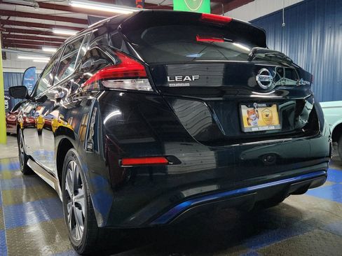 Used 2019 Nissan Leaf SL w/ SL Technology Package image 6