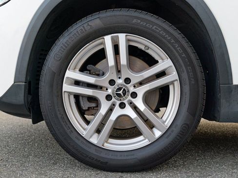 Used 2022 Mercedes-Benz GLA 250 4MATIC image 15