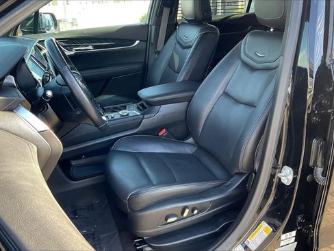 Used 2024 Cadillac XT6 Premium Luxury image 22