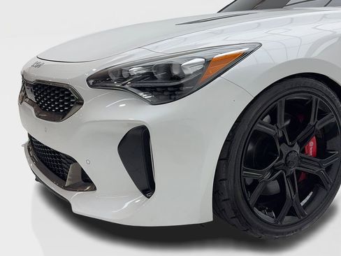 Used 2023 Kia Stinger GT2 image 6