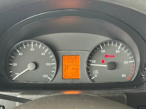 Used 2015 Mercedes-Benz Sprinter 2500 image 23