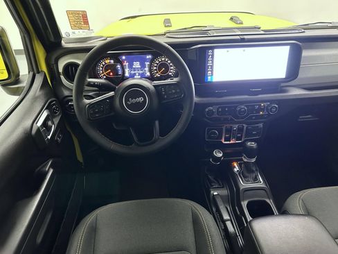 Used 2024 Jeep Wrangler Unlimited Sport AWD/4WD image 14