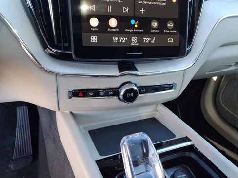 New 2026 Volvo XC60 B5 Ultra w/ Protection Package Premier image 19