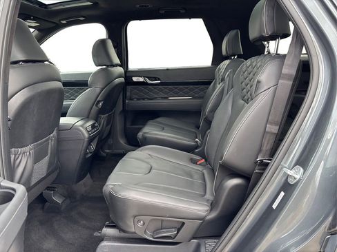 Used 2022 Hyundai Palisade Calligraphy image 10