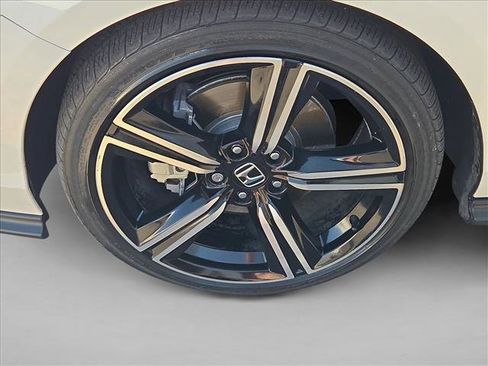 Used 2024 Honda Accord Sport image 23