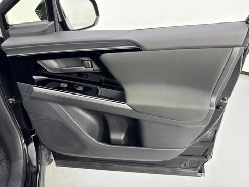 Used 2024 Subaru Solterra Premium image 40