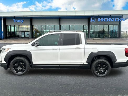 Certified 2023 Honda Ridgeline Black Edition image 11