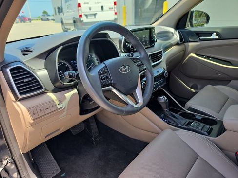Used 2020 Hyundai Tucson Limited FWD image 15