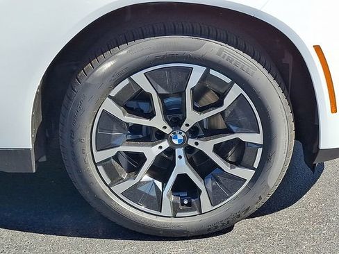 New 2026 BMW X3 xDrive30 w/ Premium Package AWD/4WD image 8