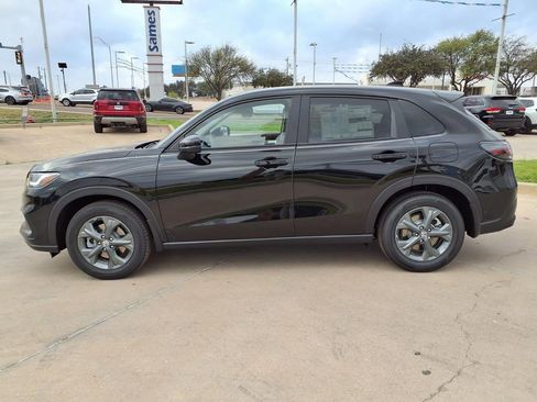 New 2026 Honda HR-V LX image 4