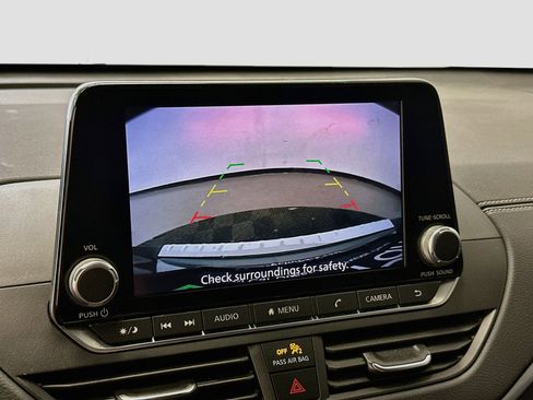 Used 2022 Nissan Altima 2.5 SV w/ SV Premium Package FWD image 22