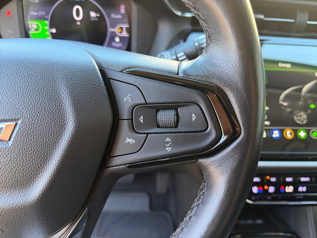 Used 2022 Chevrolet Bolt EUV LT w/ Convenience Package FWD image 19