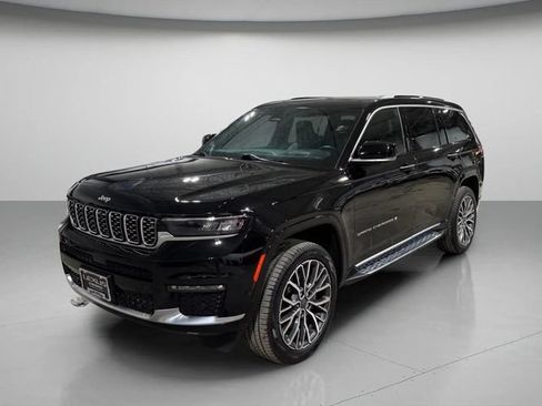 Used 2022 Jeep Grand Cherokee L Summit AWD/4WD image 7
