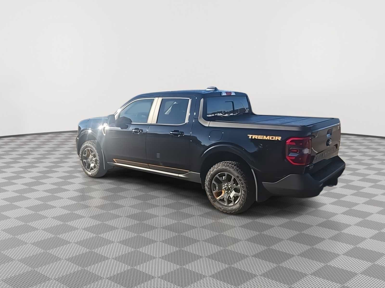Used 2025 Ford Maverick Tremor AWD/4WD image 6