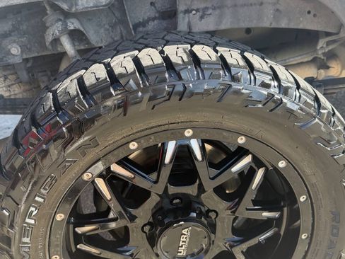 Used 2020 Toyota Tundra SR5 w/ SR5 Upgrade Package AWD/4WD image 5