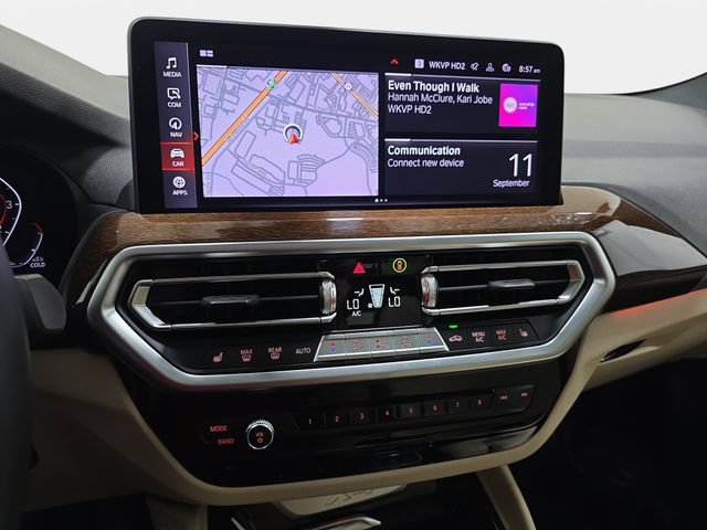 Used 2022 BMW X4 xDrive30i w/ Parking Assistance Package AWD/4WD image 19