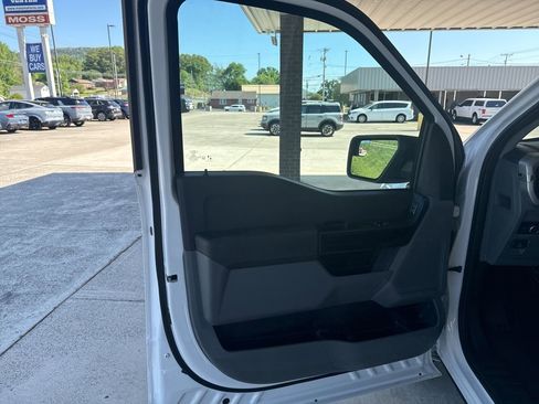 Used 2023 Ford F150 XL w/ XL Chrome Appearance Package image 15