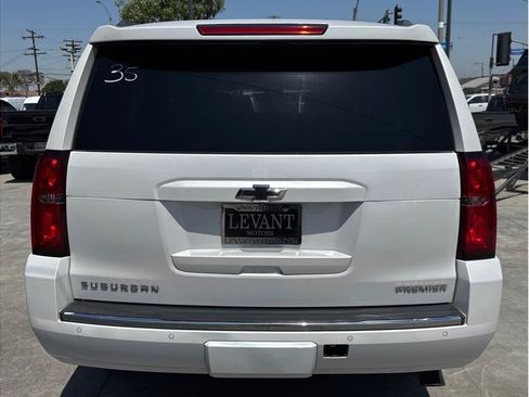 Used 2019 Chevrolet Suburban Premier w/ Premier Plus Edition AWD/4WD image 6
