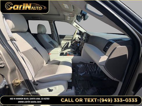 Used 2005 Jeep Grand Cherokee Limited AWD/4WD image 11