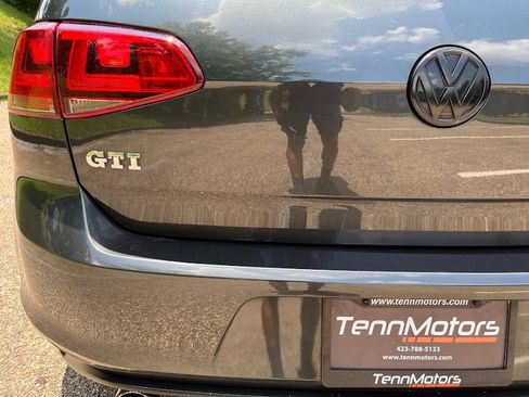 Used 2017 Volkswagen GTI Sport FWD image 42