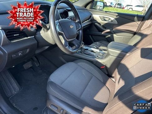 Used 2022 Chevrolet Traverse LT image 6