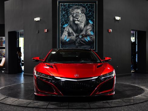 Used 2017 Acura NSX image 3