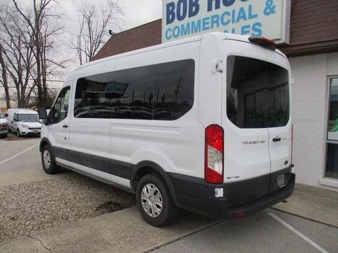 Used 2023 Ford Transit 350 XLT image 8