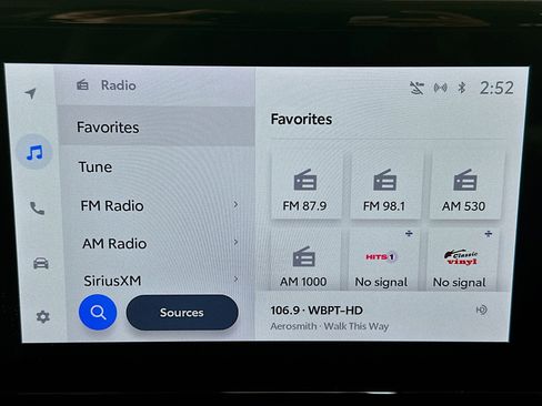 Used 2025 Toyota Corolla LE image 19