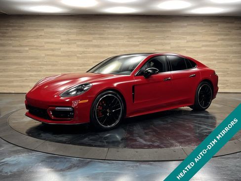 Used 2023 Porsche Panamera GTS image 7