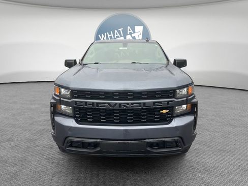 Used 2020 Chevrolet Silverado 1500 Custom w/ Custom Value Package image 9
