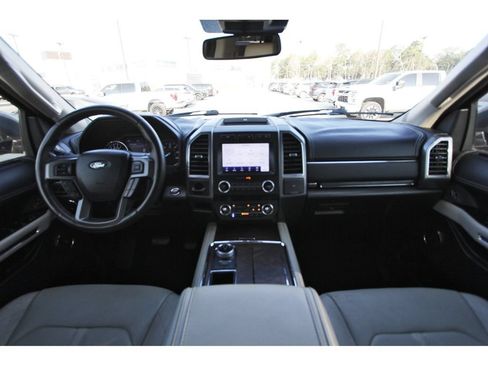 Used 2020 Ford Expedition Max Platinum RWD image 12