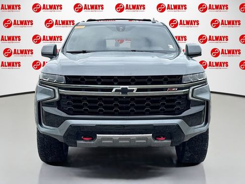 Used 2022 Chevrolet Suburban Z71 w/ Z71 Off-Road Package AWD/4WD image 2