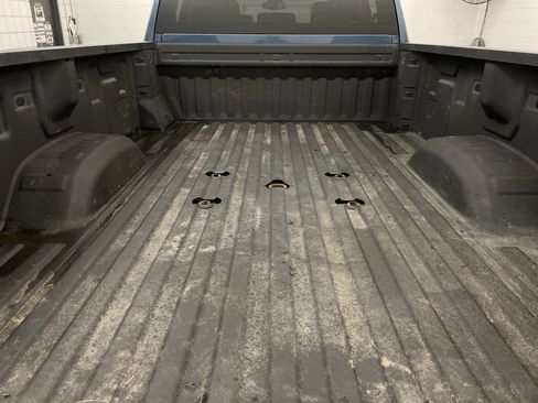 Used 2024 Chevrolet Silverado 2500 Custom w/ Custom Value Package image 18