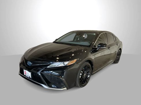 Certified 2023 Toyota Camry XSE w/ Cold Weather Package FWD image 1