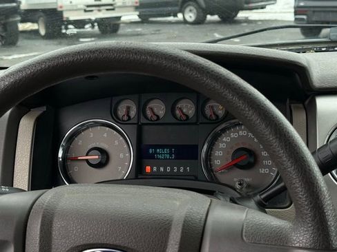 Used 2010 Ford F150 STX image 7