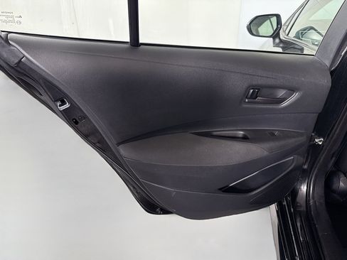 Used 2022 Toyota Corolla LE image 25