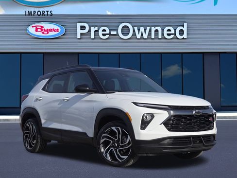 Used 2024 Chevrolet TrailBlazer RS image 1