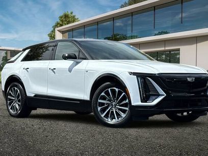 New 2026 Cadillac Lyriq Sport w/ LPO, Floor Liner Package