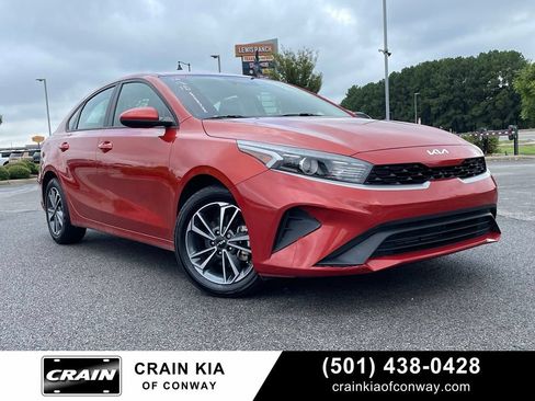 Certified 2024 Kia Forte LXS FWD image 1