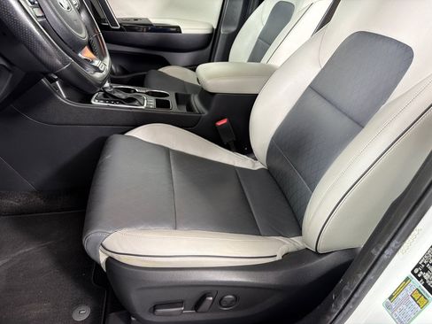 Used 2019 Kia Sportage EX w/ EX Sport Appearance Package AWD/4WD image 11
