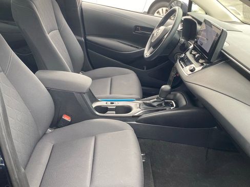 Used 2023 Toyota Corolla LE image 18