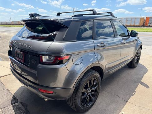 Used 2019 Land Rover Range Rover Evoque SE Premium AWD/4WD image 28