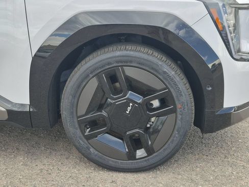 New 2026 Kia EV9 GT-Line AWD/4WD image 17