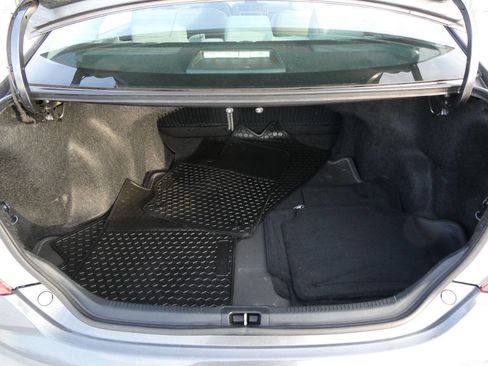 Used 2014 Toyota Camry LE image 27