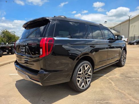 New 2026 Ford Expedition Platinum w/ Platinum Ultimate Package AWD/4WD image 5