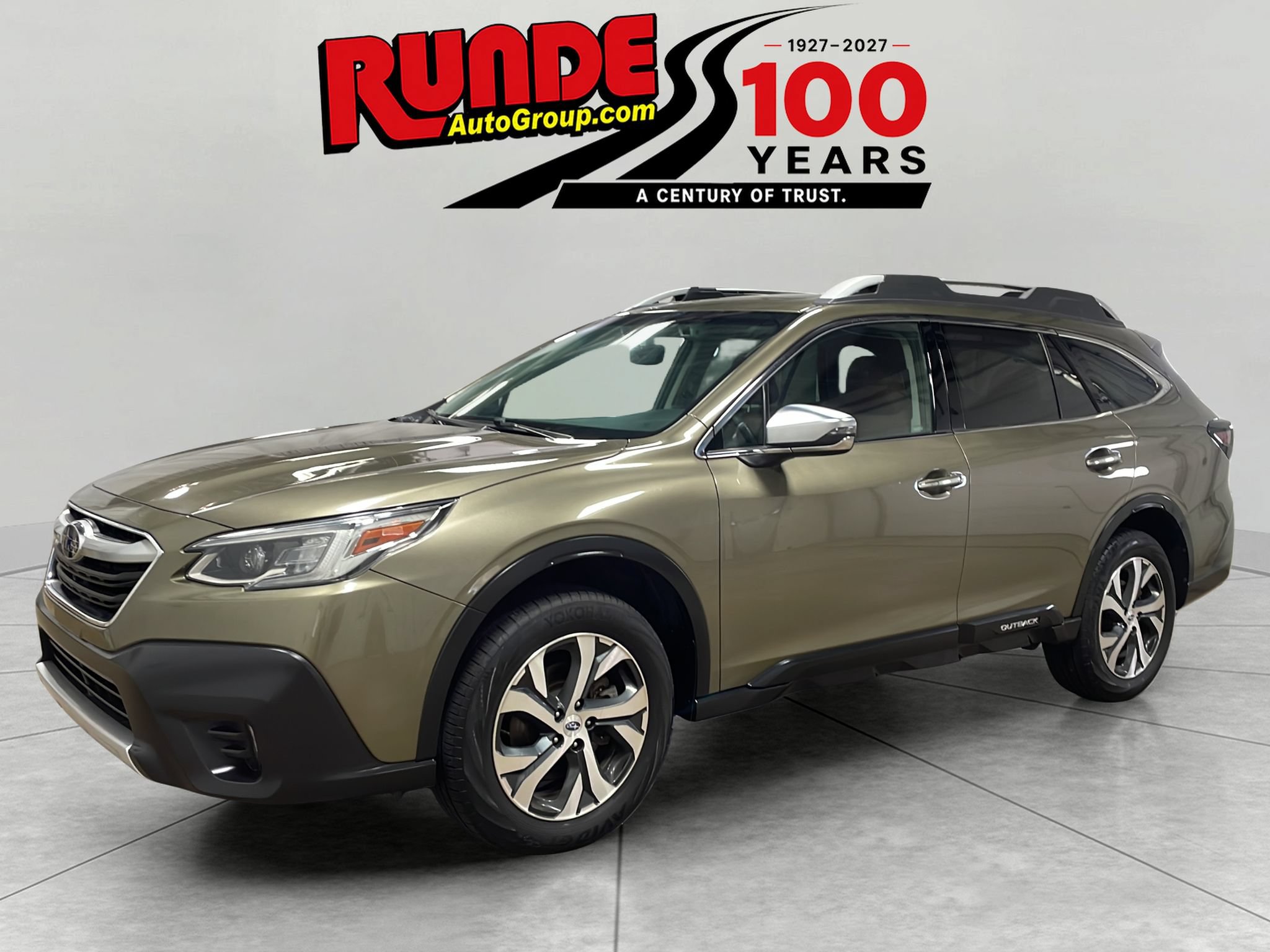 Used 2022 Subaru Outback Touring XT AWD/4WD image 1
