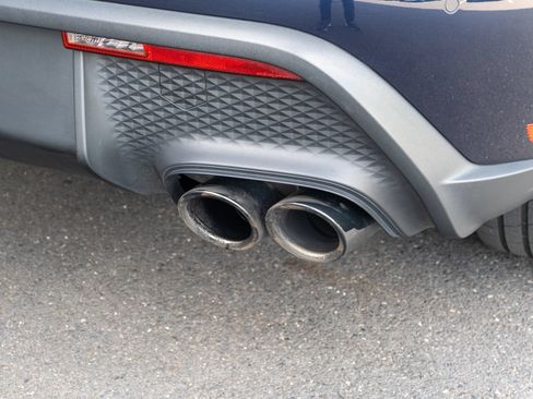 Certified 2023 Porsche Macan S AWD/4WD image 22